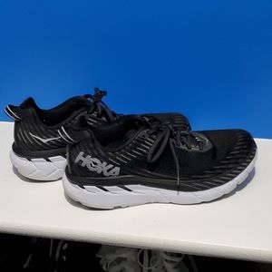 Women's Hoka One Clifton 5s